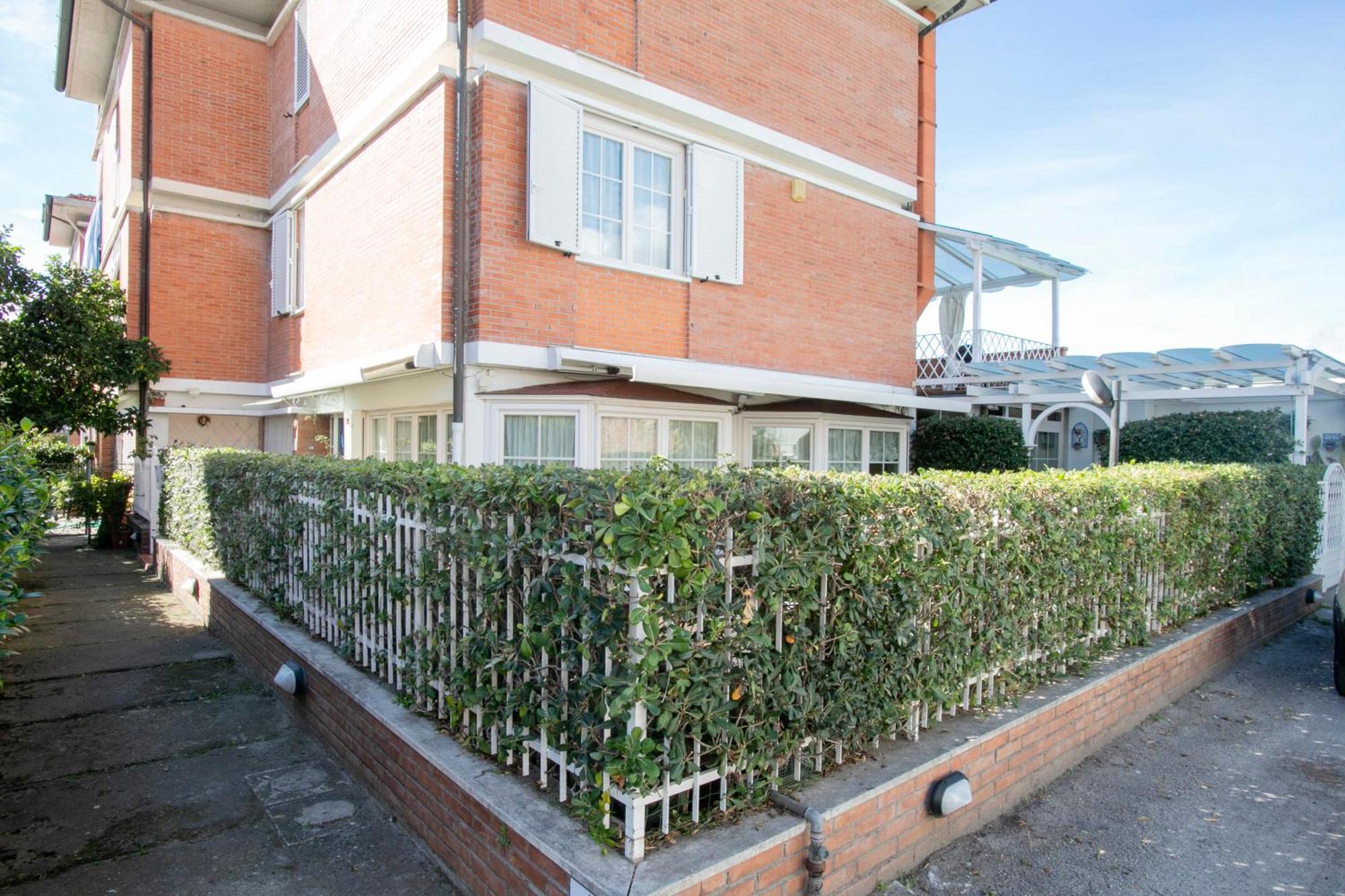 Maison Renee Viareggio Dış mekan fotoğraf