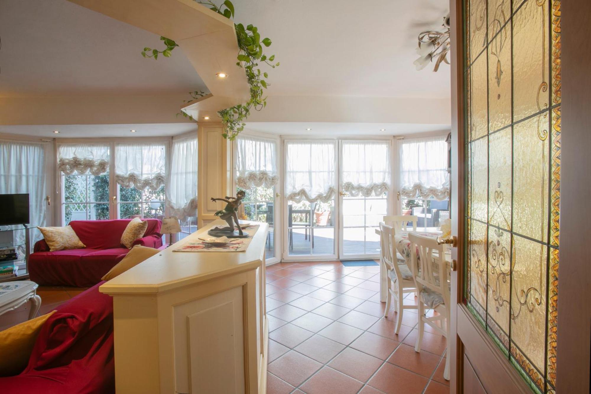 Maison Renee Viareggio Dış mekan fotoğraf
